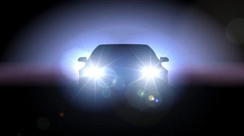 Read more about the article Cách sử dụng đèn pha xe ô tô chiếu sáng an toàn hiệu quả